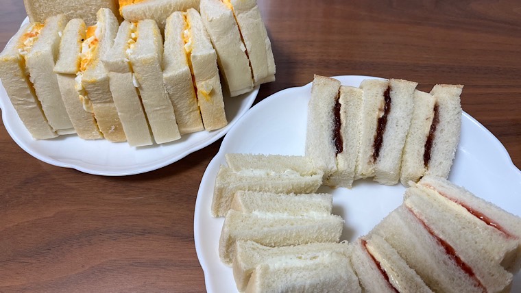 トライアル白いもっちパンサンドイッチ